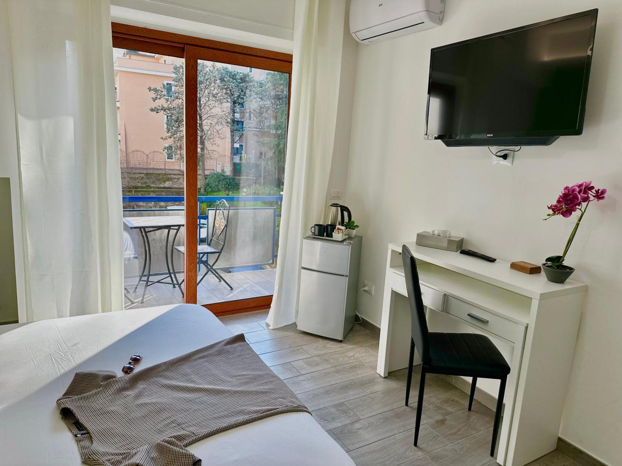 Room Center Sorrento Baby Экстерьер фото